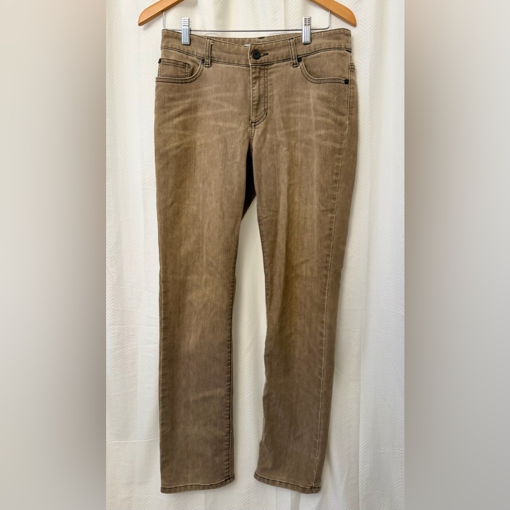 Chico’s Brown Straight-Leg Jeans
